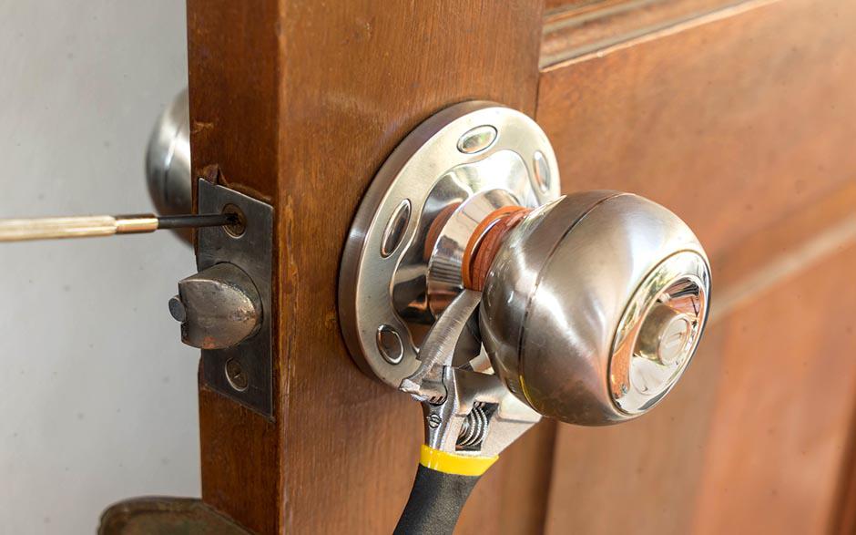 ouvrir une porte fermée à clef Istres